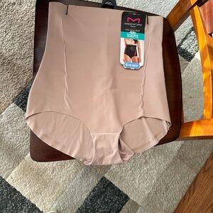 NWT 3xl Maidenform Sculpting High-Waist Shaper Briefs beige Nude shape wear